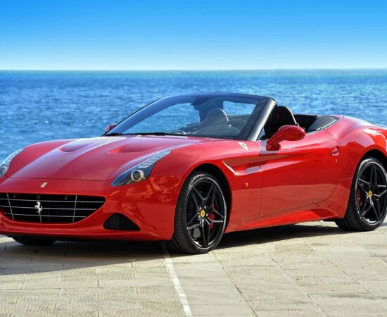 Ferrari-California-T-00